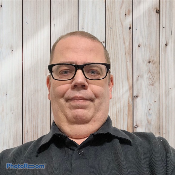 Meet your Posher, Bob Griggs - Picture 2 of 4